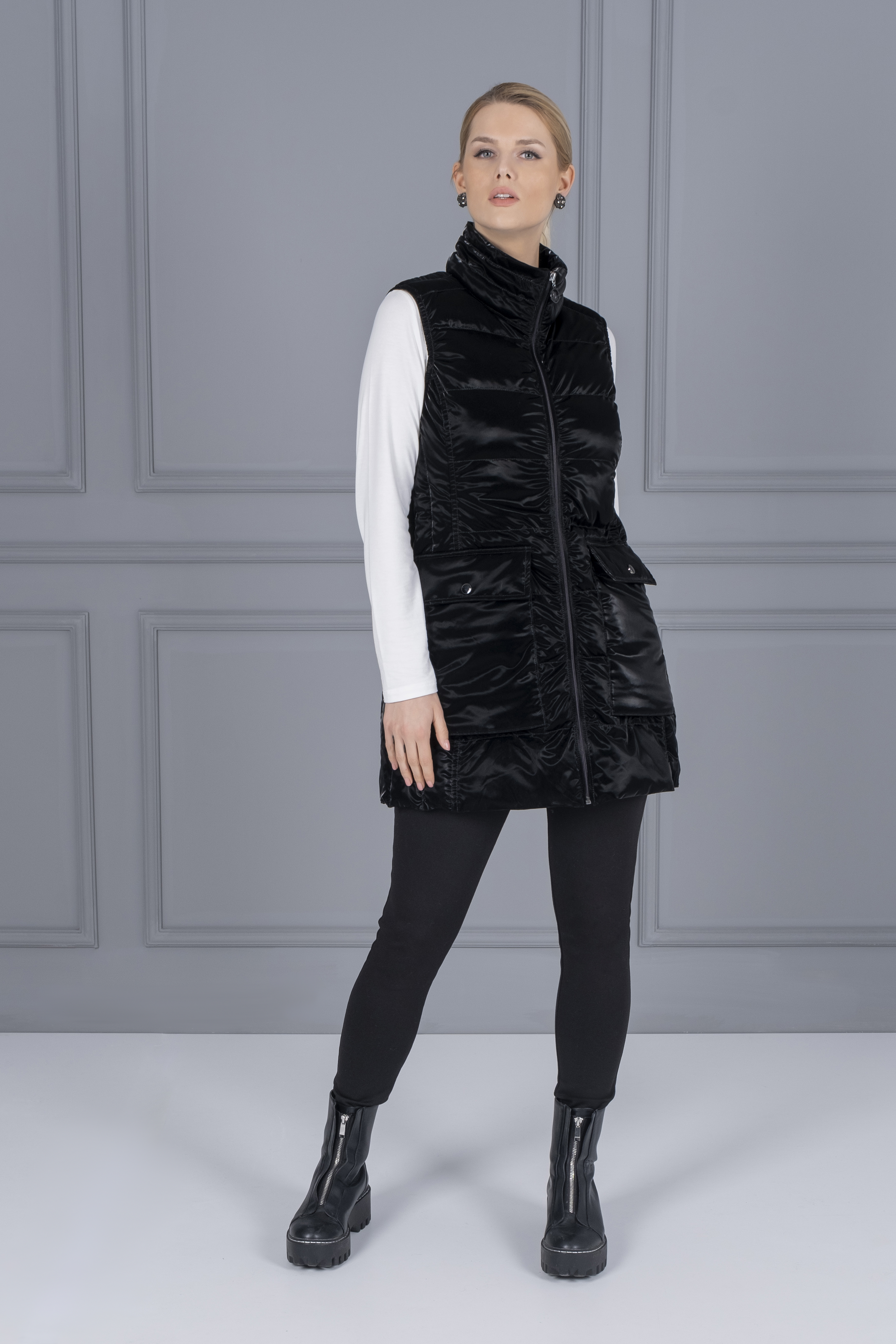 Dolcezza: Exquisite Black Shimmer Quilted Extra Long Pocket Vest (1 Left!)