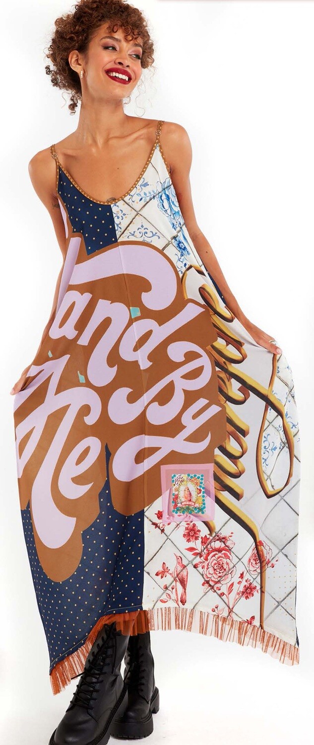 IPNG: Ocean Washed Tiled Illusion V-Cut Maxi Dress