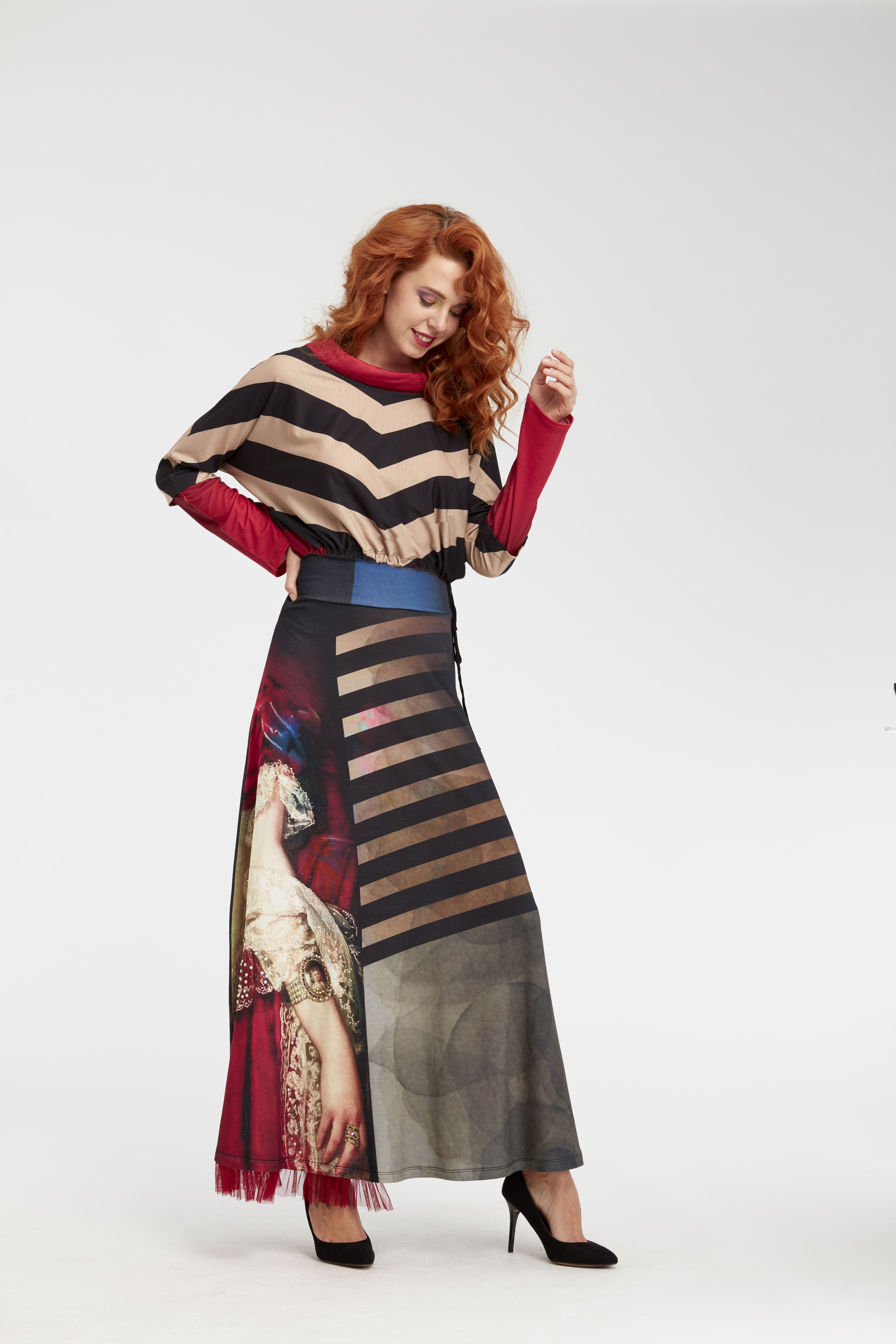IPNG: Who Is The Woman Behind This Illusion Maxi Skirt (Some Ship Immed!) IPNG_WISKL-004