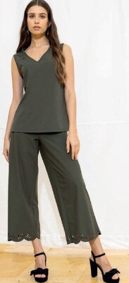 Maloka: Swivel In Comfort Wide Leg Pants