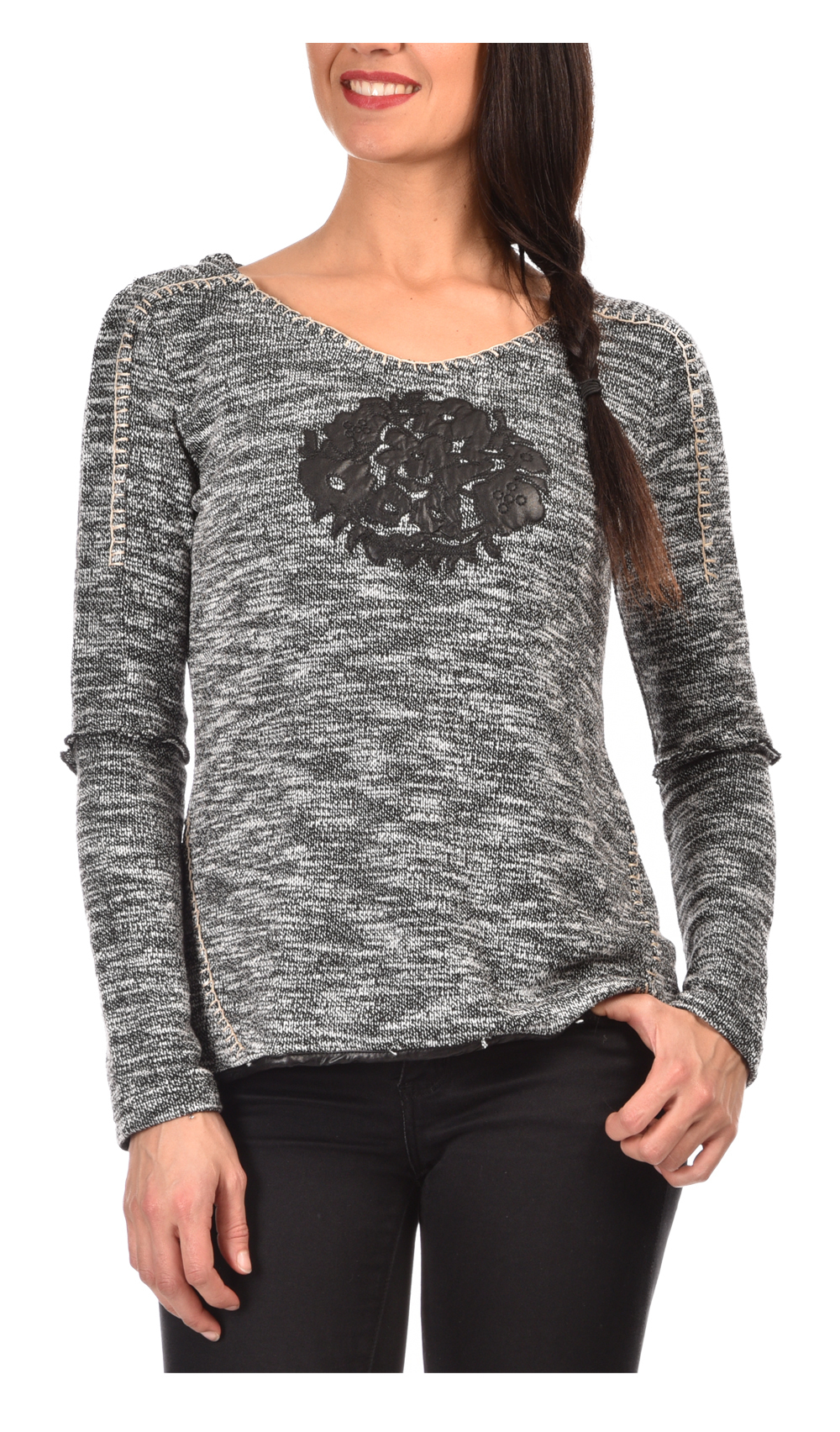L33 Paris: Black Rose Asymmetrical Hem Top L33_XV1164