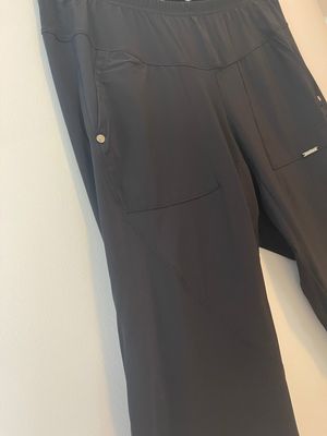 Maloka: Diamond Seam Semi-Fitted Cargo Pants