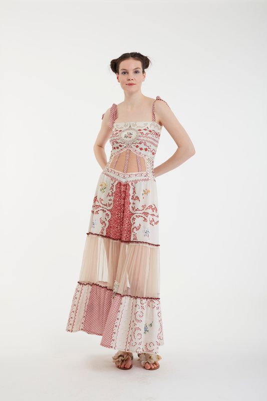 IPNG: Delicate Me Rosette Dress To Skirt Convertible