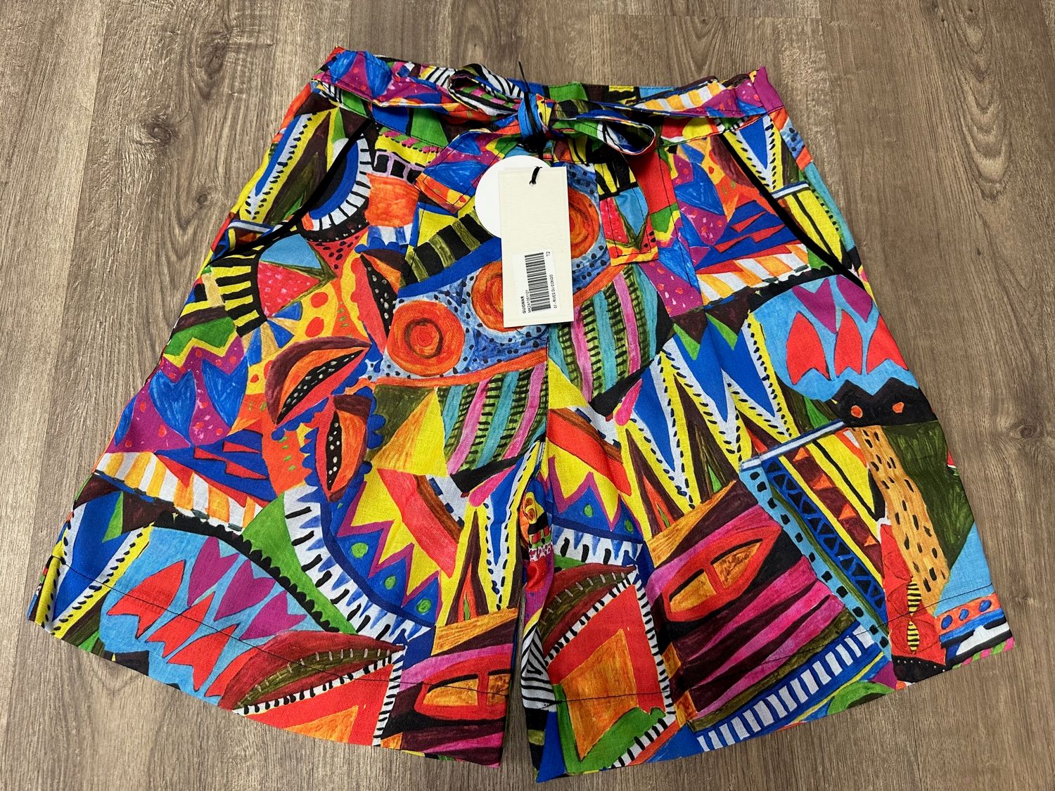 Maloka: Colors Of The Congo Art Shorts