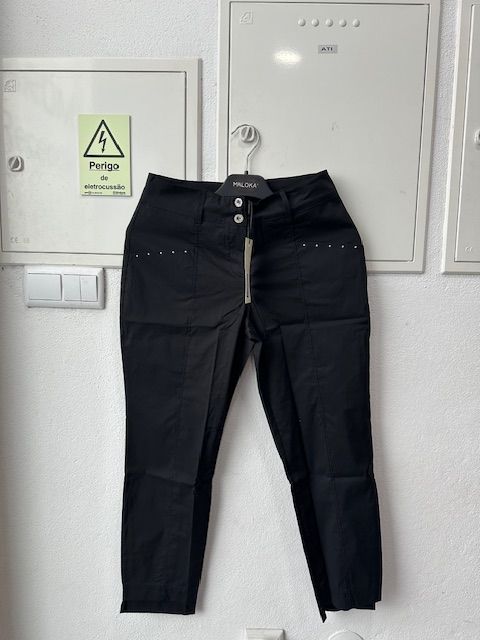 Maloka: Poplin Cotton Cropped Pants In Black