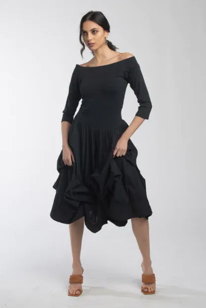 Luna Luz: 3/4 Sleeves Belleza Dress With Ties In Black Botanical