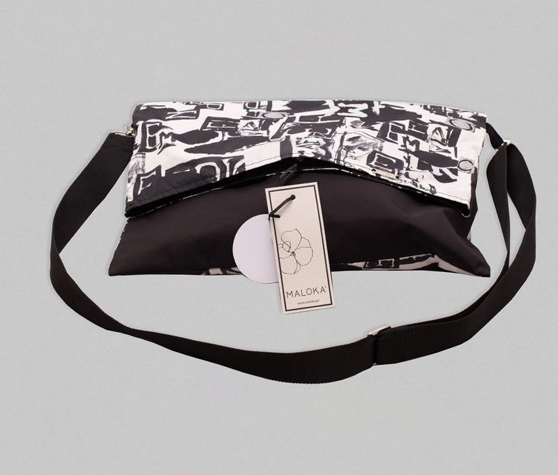 Maloka: Piano Street Waterproof Shoulder Bag