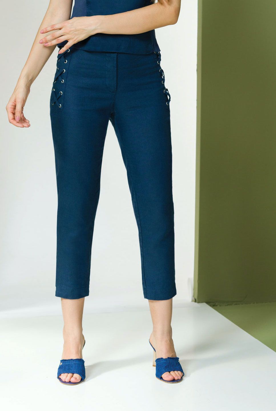 Maloka: Criss Cross Linen Cropped Pants
