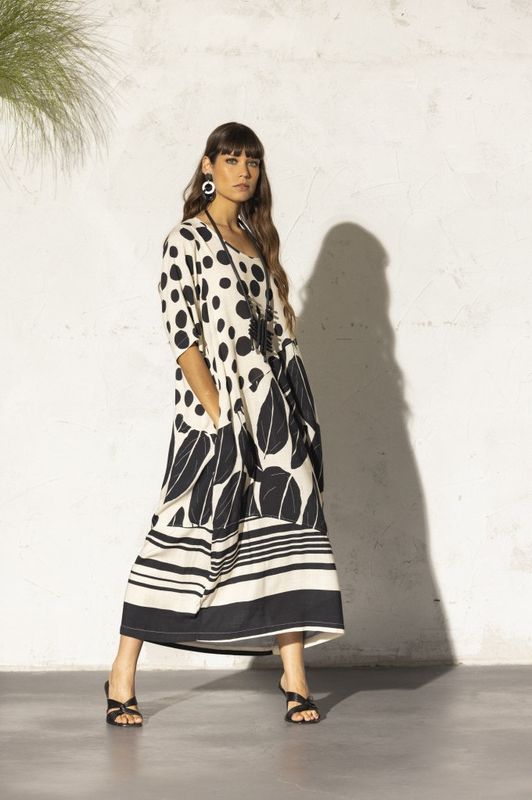 G!OZE: Black Speckles Contrast Cotton Linen Maxi Dress