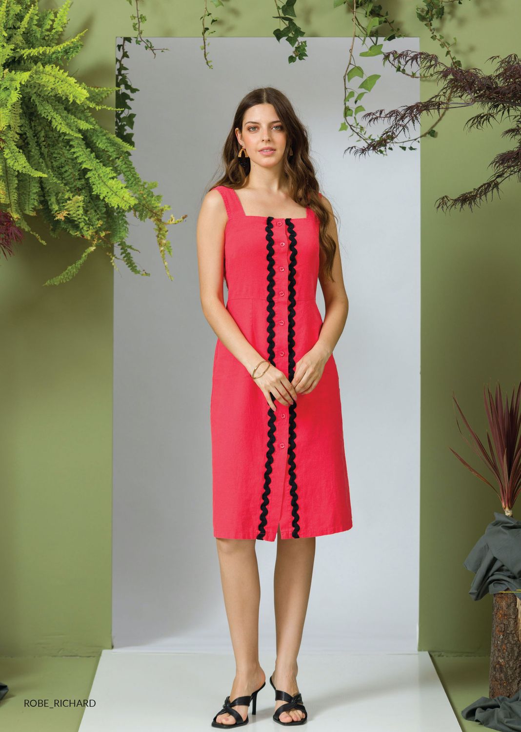 Maloka: Pink And Black Linen Dress