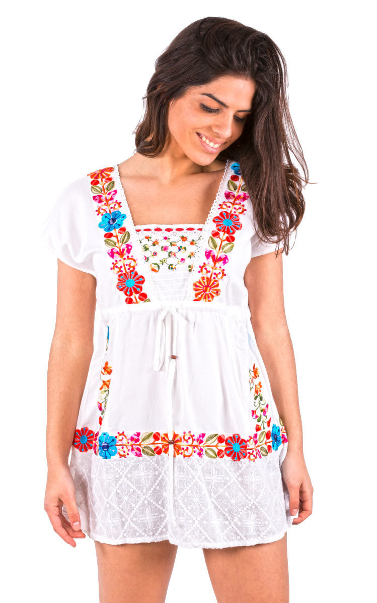 Savage Culture: Free-Spirited Embroidered Peasant Pull-Tie Tunic Ariadna