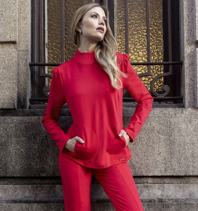 Maloka By Wild Curves: Ponto Roma Top Front