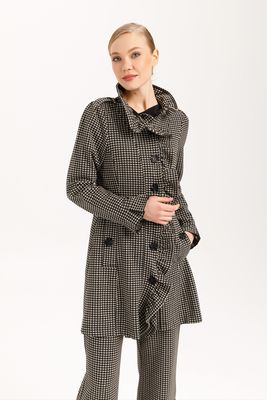 Isle by Wild Curves: Florence Jacket In Oro Front 2