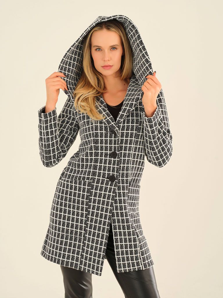 Dolcezza By Wid Curves: Square Jacquard Coat Front
