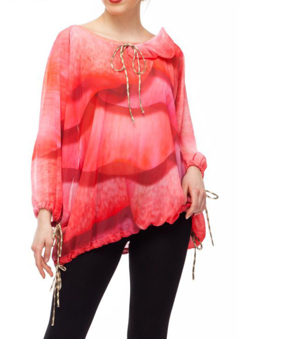 IPNG: Queen of Hearts Rose Petal Crepe Tied Hem Tunic