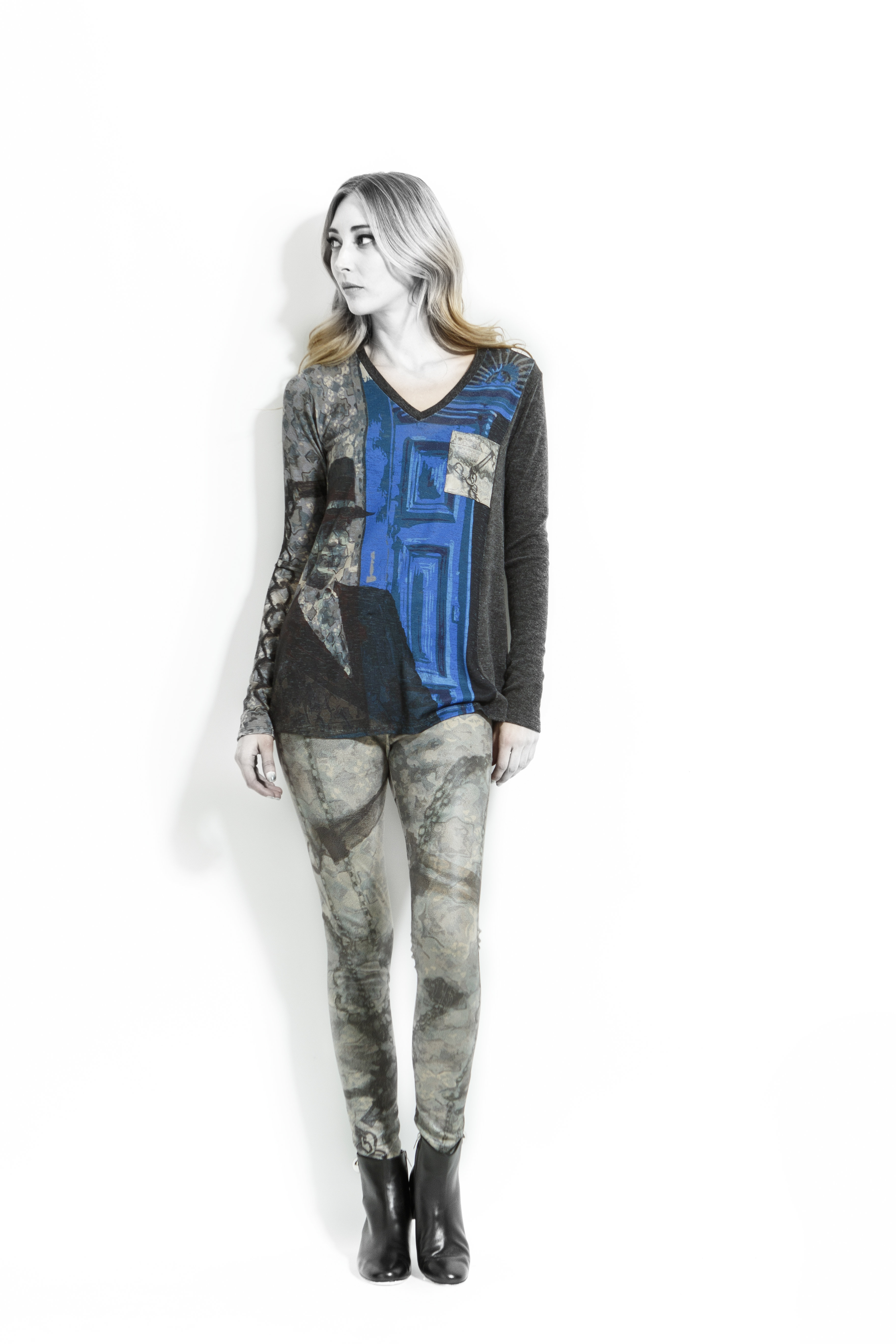 Volt Design: Riddle Me This Indigo Visual Illusion Art Tunic (Ships Immed, 1 Left!)