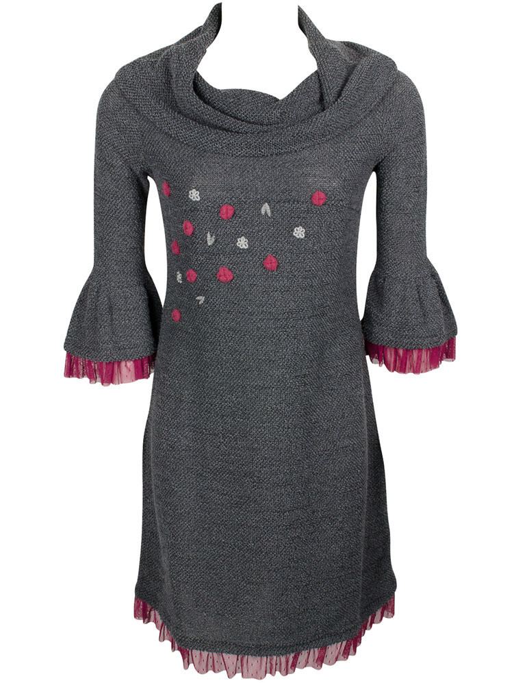 Mamatayoe: Violets &amp; Lace Crochet Dress