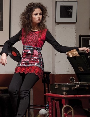 Savage Culture: Red Rose &amp; Pink Chirp Tunic Sashka