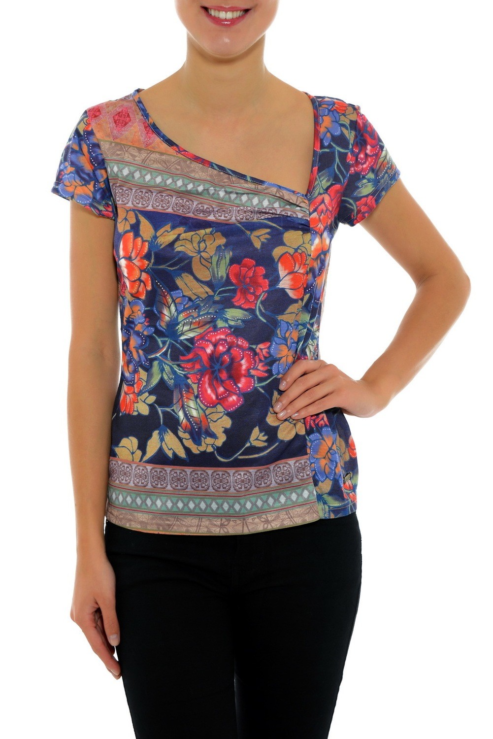 Smash! Spain: Tassel Bouquet Top
