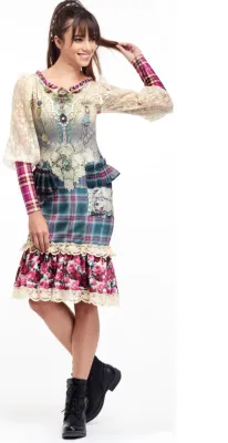IPNG: Antique Jewels Ribboned Lace Illusion Midi Mermaid Dress