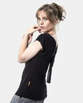 Mamatayoe: Backwards Bow Embroidered Fit &amp; Flare Tunic (1 Left!)