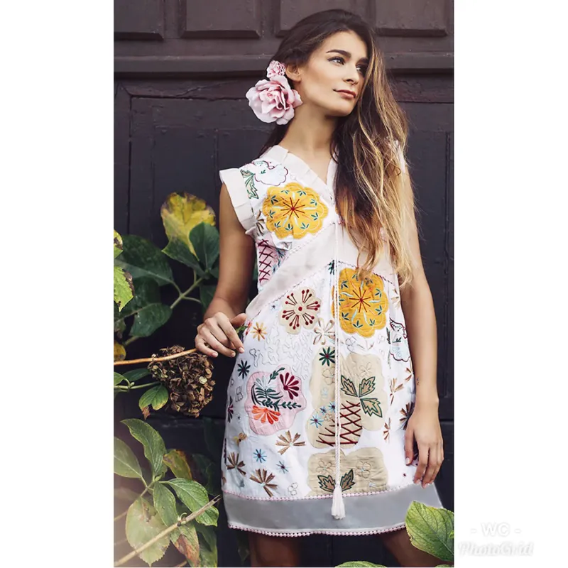 Shoklett: Pale Pink Rose Bouquet Jody Dress/Tunic