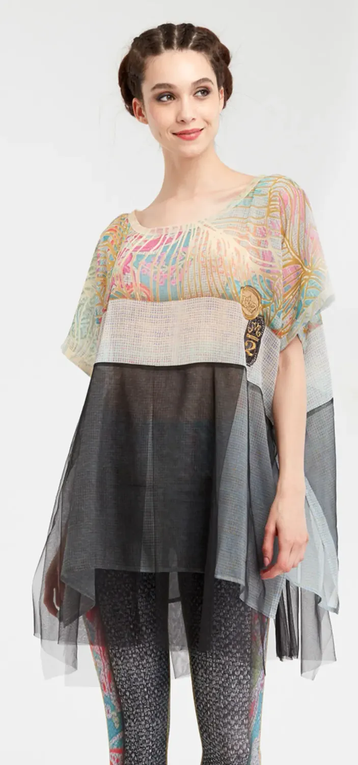 IPNG: Royal Summer Stamp Color Contrast Illusion Tunic