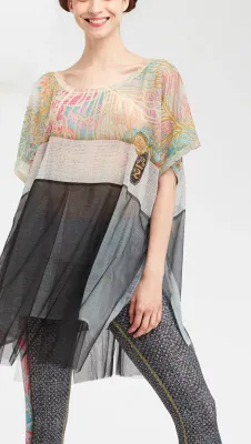 IPNG: Royal Summer Stamp Color Contrast Illusion Tunic
