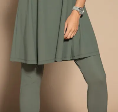 Maloka: Sleek Swirl Cropped Legging