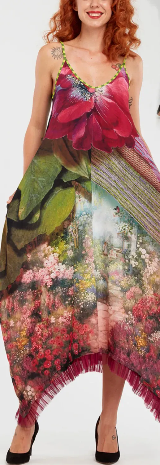 IPNG: In Paradiso Cherry Carnation 3D Illusion V-Cut Maxi Dress