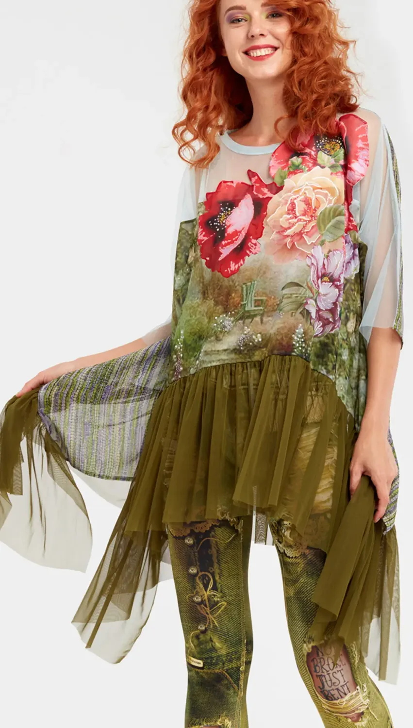 IPNG: In Paradiso Cherry Carnation 3D Illusion Ruffled Tunic