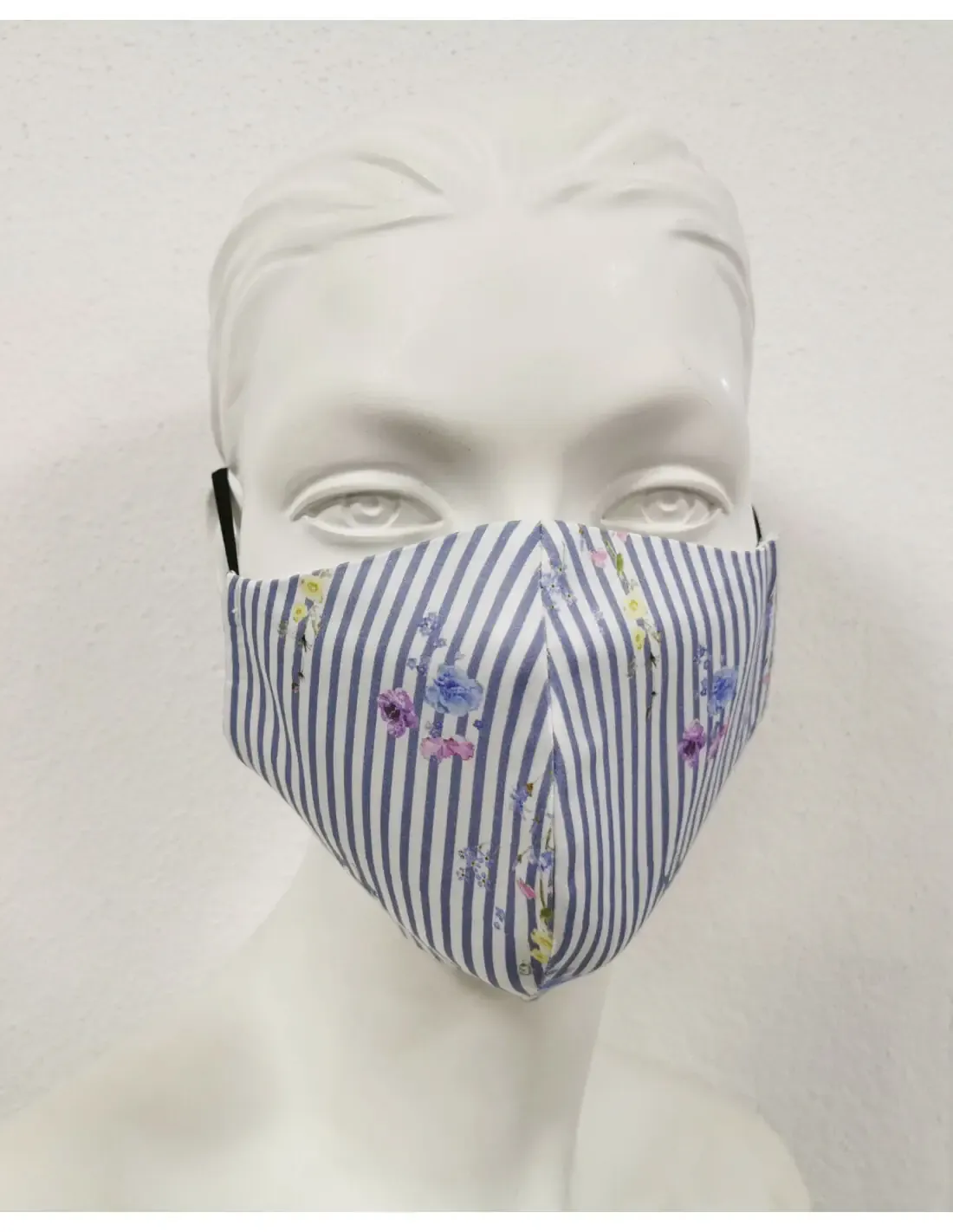 Maloka: Picasso's Wild Lilies Abstract Art Protective Masks