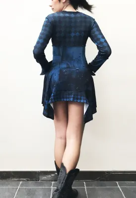 IPNG: Turquarium Illusion Scene Asymmetrical Tunic