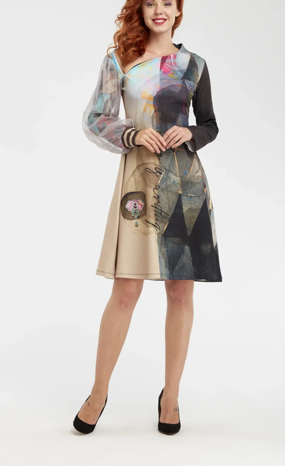 IPNG: Who Is The Woman Behind This Dress