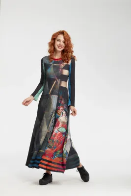 IPNG: Who Is The Woman Behind This T-Shirt Illusion Dress