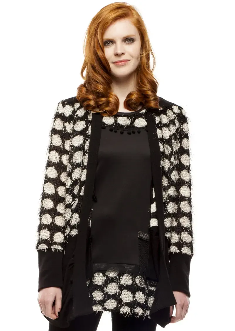 Double Jeu Paris: Peacock Throw With Sleeves