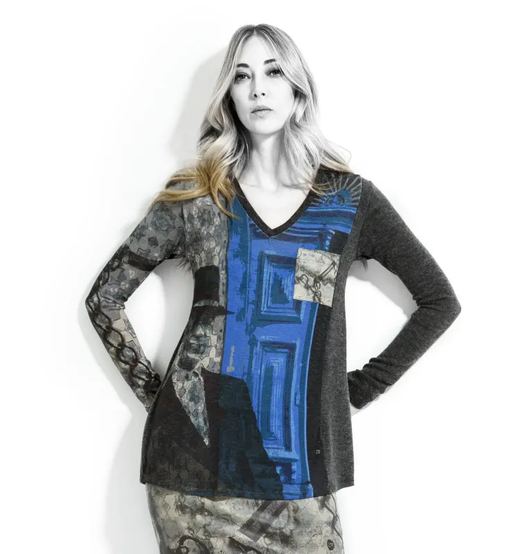 Volt Design: Riddle Me This Indigo Visual Illusion Art Tunic