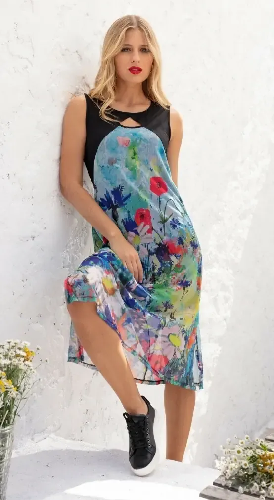 Maloka: Beauty Blooms Abstract Art Keyhole Maxi Dress (1 Left!)