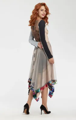 IPNG: Who Is The Woman Behind This Four Corner Illusion Dress