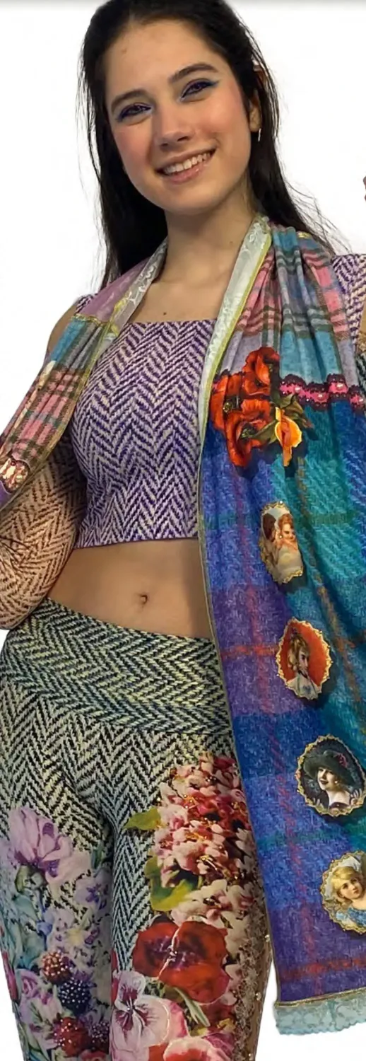 IPNG: Mood Flavour Illusion Shawl Scarf