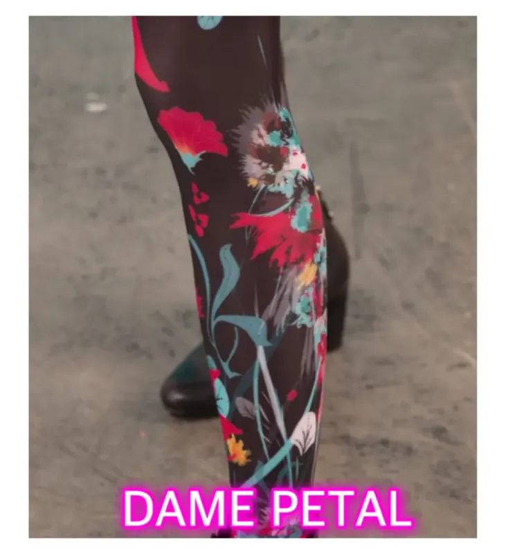 Anatopik: Catwoman Art Leggings