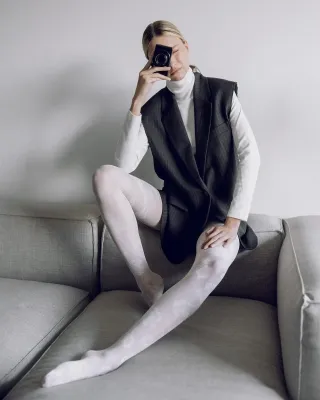 Fiore: Endless Beauty 30 Denier Tights