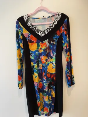 Maloka: Carried Away In Color Contrast Dress