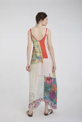 IPNG: Let's Go Luggage Illusion V-Cut Maxi Dress