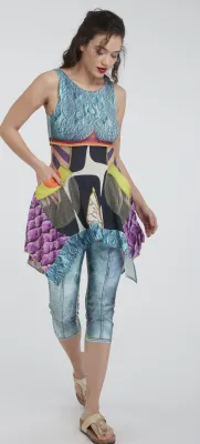 IPNG: Ocean In Motion Denim Illusion Capri Legging