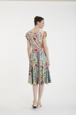 IPNG By Wild Curves: I Blooms Flared Midi Dress