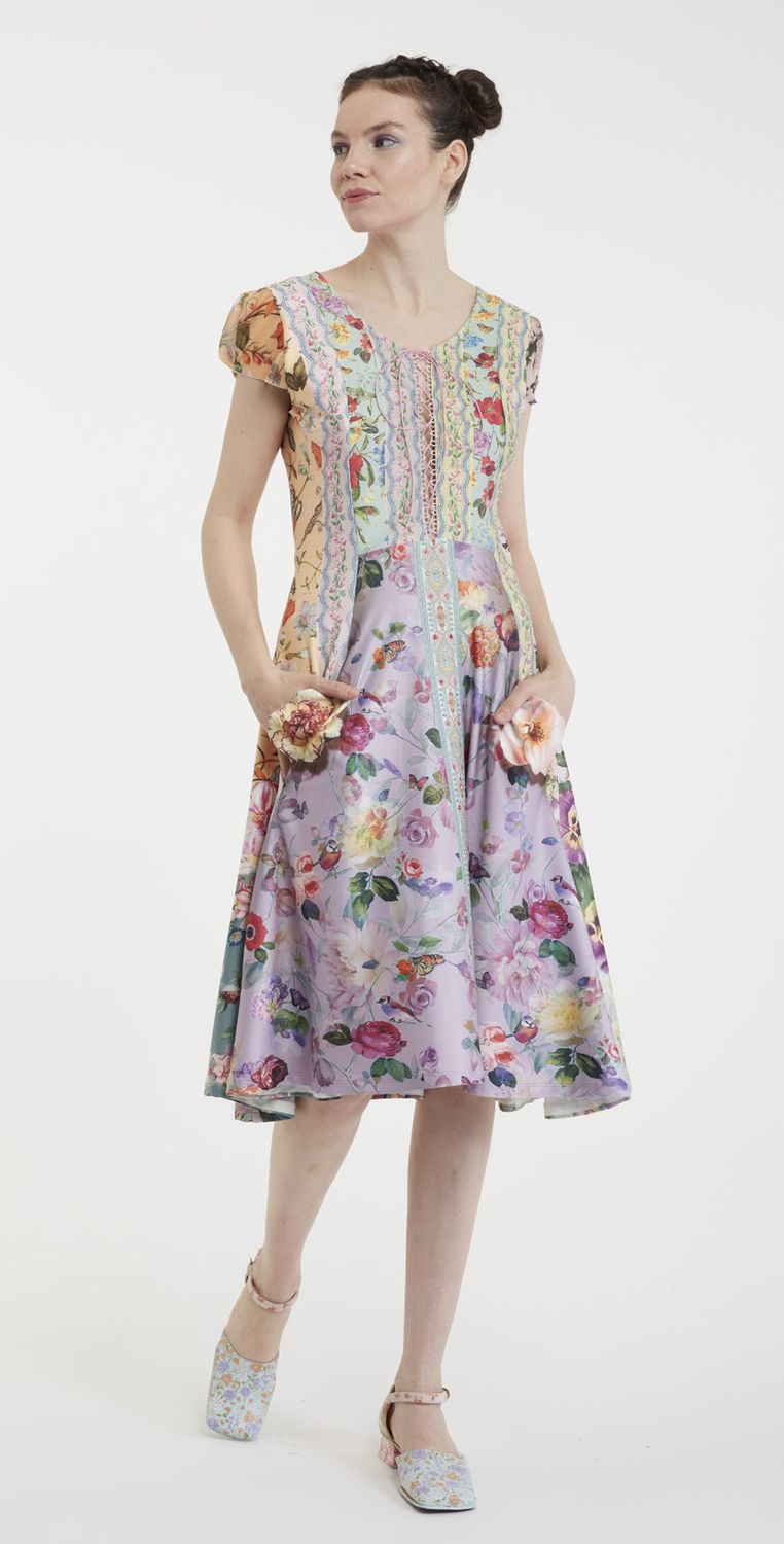 IPNG By Wild Curves: I Blooms Flared Midi Dress