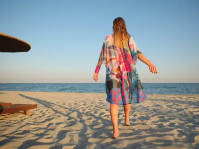 Simply Art Dolcezza: Rumba Wearable Art Beach Cover Up