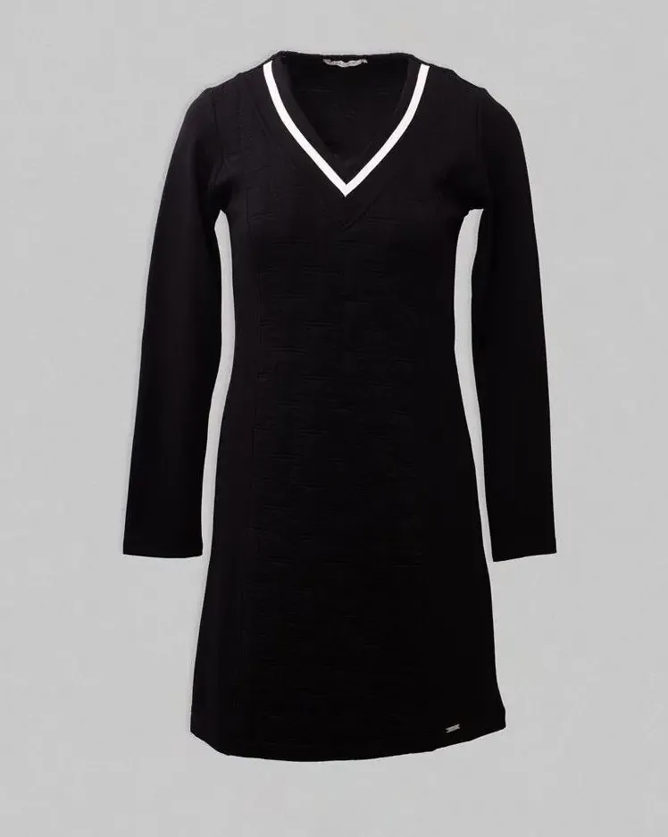Maloka: Quilted Raglan Dress