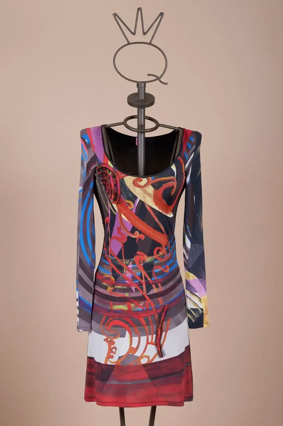 Save The Queen: Entangled Roses Contrast Dress